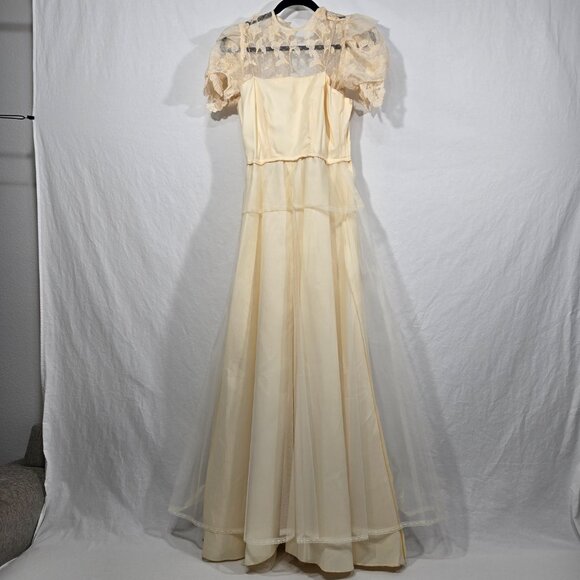 Vintage ILGWU UNION MADE Fairy Modern Edwardian CREAM Wedding Gown Dress Size 4. - Picture 9 of 17